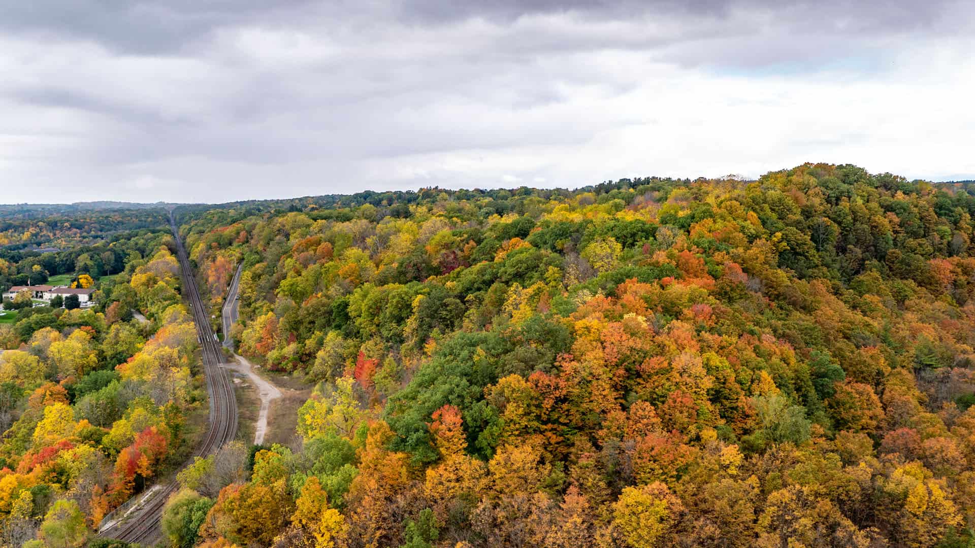 Dundas Peak